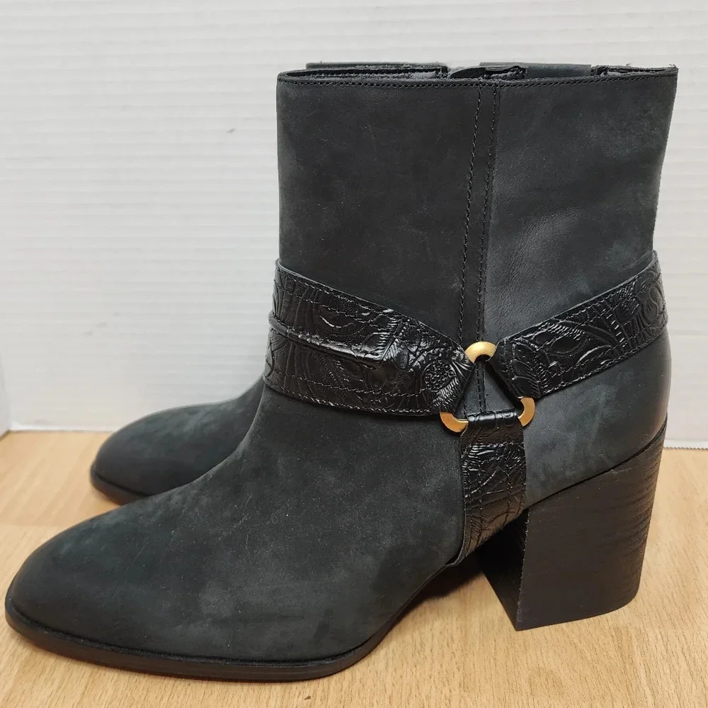 Vionic Carnelia Black Leather Western Booties women's size 11 like‎ new
